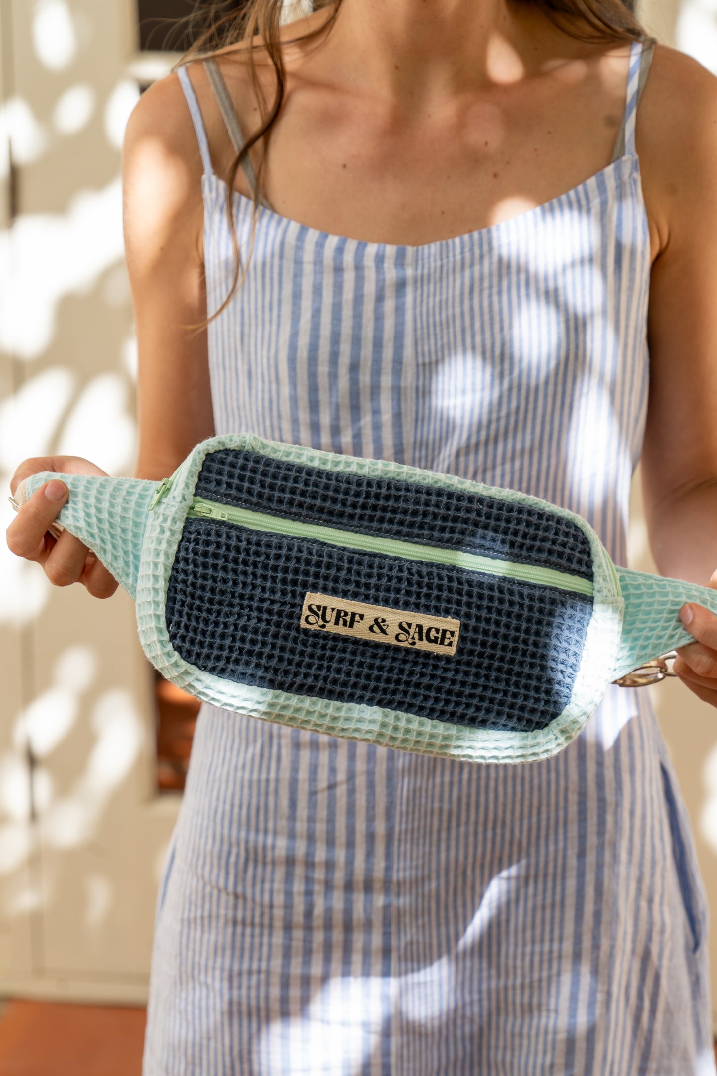 Roo Pouch - Waffle blue