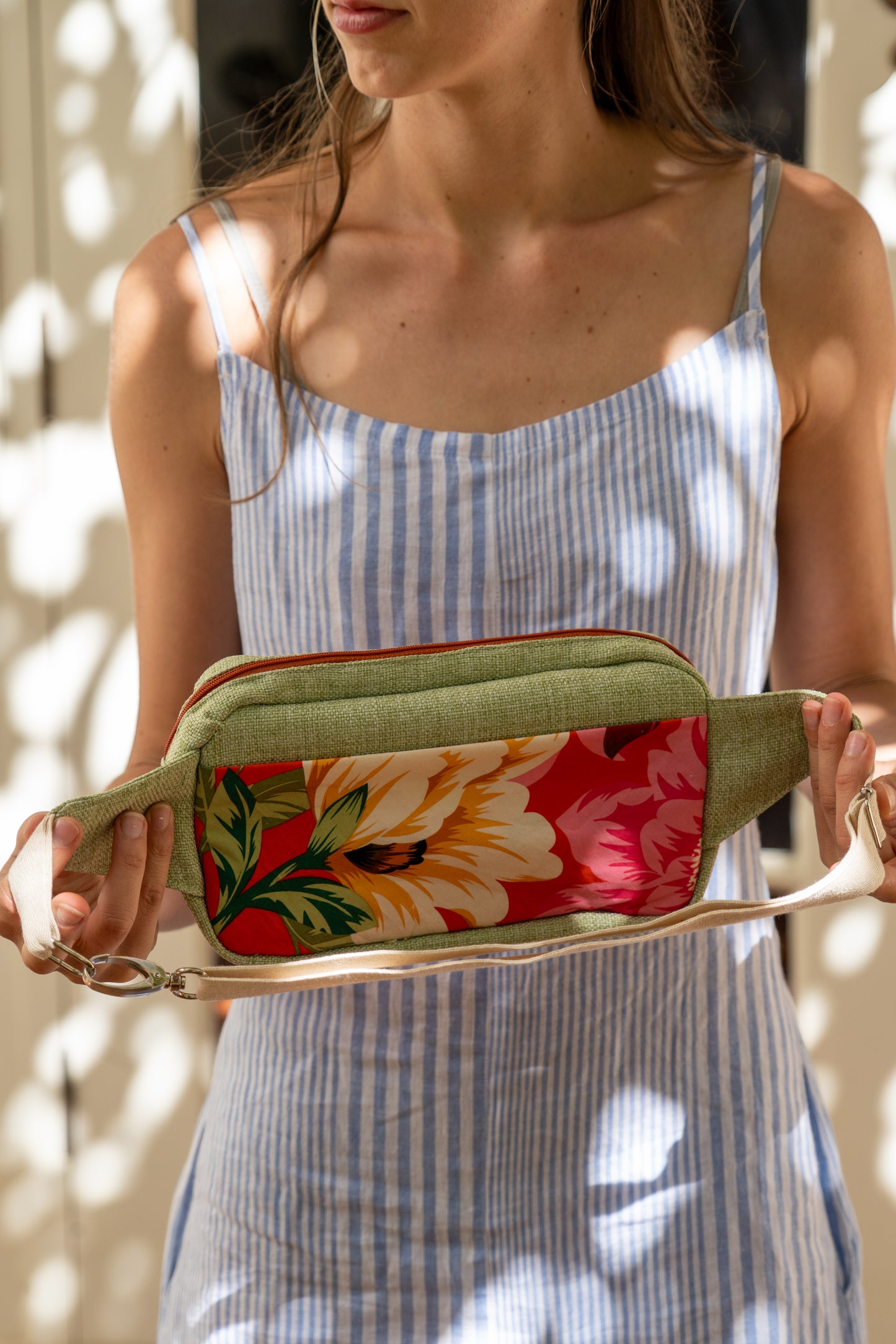 Roo Pouch - Floral Amber