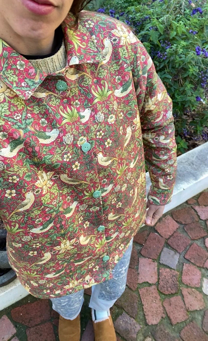 Sage Jacket - Red Strawberry Thief [S]