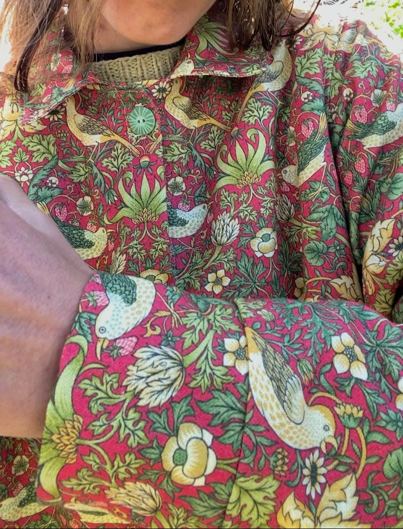 Sage Jacket - Red Strawberry Thief [S]