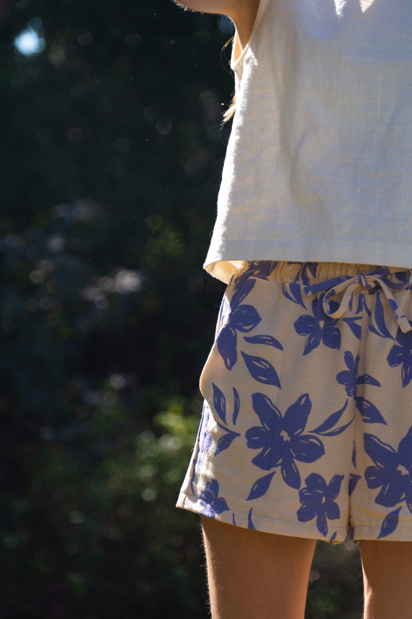 Chamomile Shorts - fleurs bleues